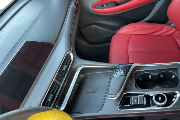 Used CHANGAN UNI-T 2020 1.5T Prestige Version
