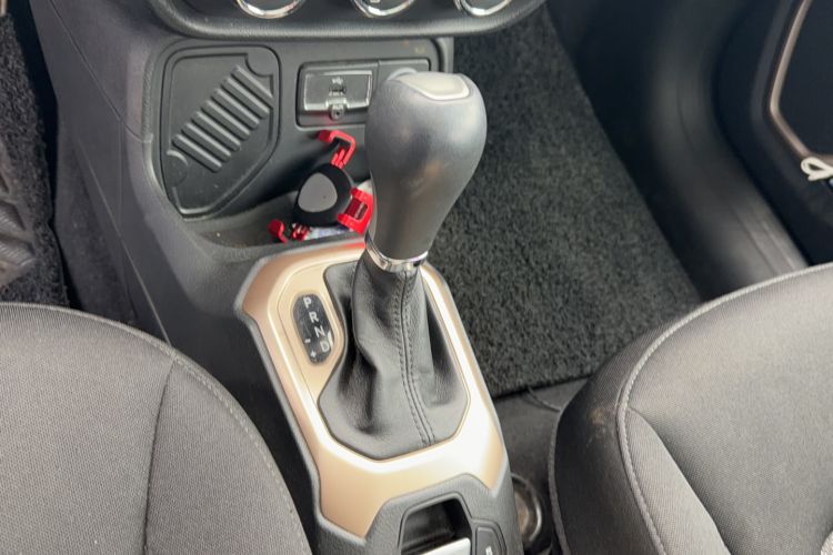 Used Jeep Renegade 2017 180T Automatic High-Energy Version