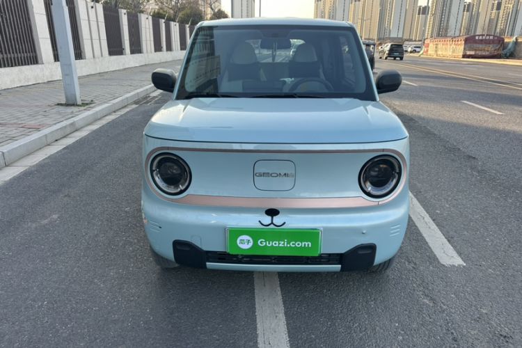 Used Geely Galaxy Panda 2023 Panda Mini 200km Endurance Bear
