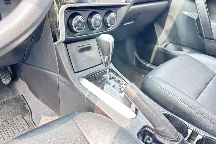 Used Toyota Corolla 2017 Revised Version 1.2T S-CVT GL
