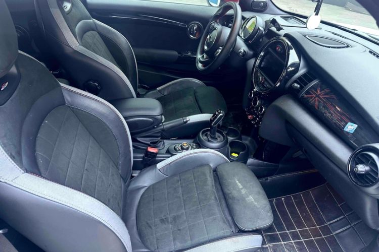 Used MINI JCW 2018 2.0T JOHN COOPER WORKS ALL-IN
