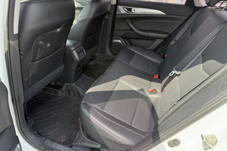 Used Changan Eado 2019 1.6L GDI Manual Value Edition China VI Standard
