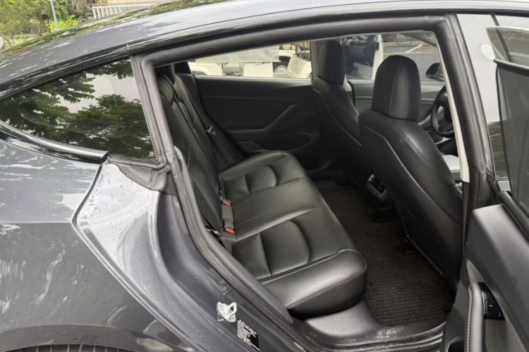 Used Tesla Model 3 2019 Standard Range Rear-Drive Upgraded Version Interior 6