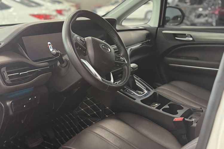 Used GAC Trumpchi M6 2019 270T Automatic Prestige Edition (7-seater) China V Standard