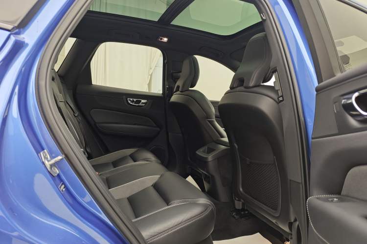 Used Volvo XC60 2021 T5 4x4 Smart & Advanced Sport Edition