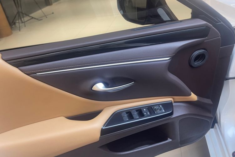 Used Lexus ES 2018 200 Excellence Edition China V Standard