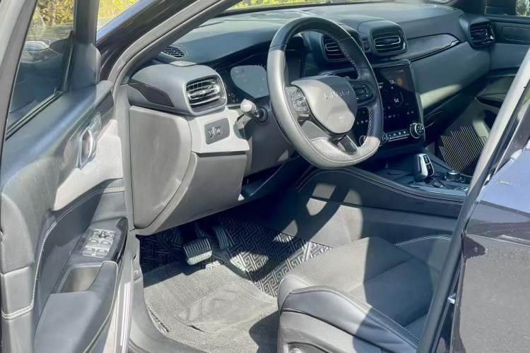 Used Lynk & Co 03 2022 2.0TD DCT JingPro
