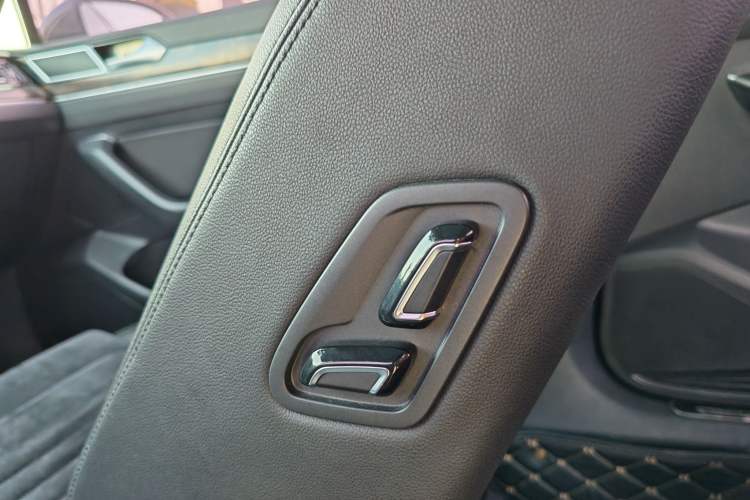 Used Volkswagen Magotan 2017 380TSI DSG Luxury Model