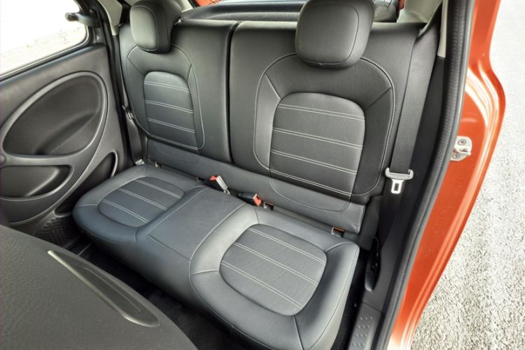 Used smart forfour 2016 0.9T 66 kW Pioneer Edition