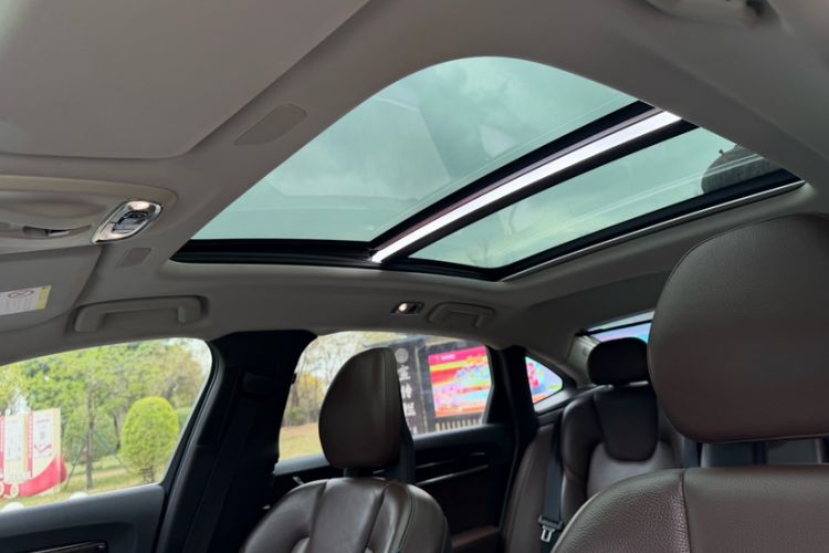 Used Volvo S90 2018 T4 Zhiyuan Edition