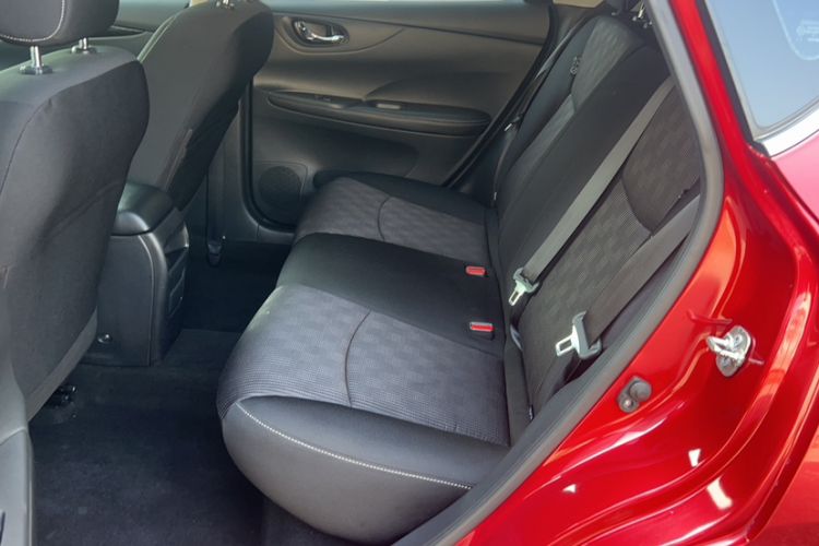 Used Nissan Tiida 2016 1.6L CVT Cool Dynamic Edition Interior 6