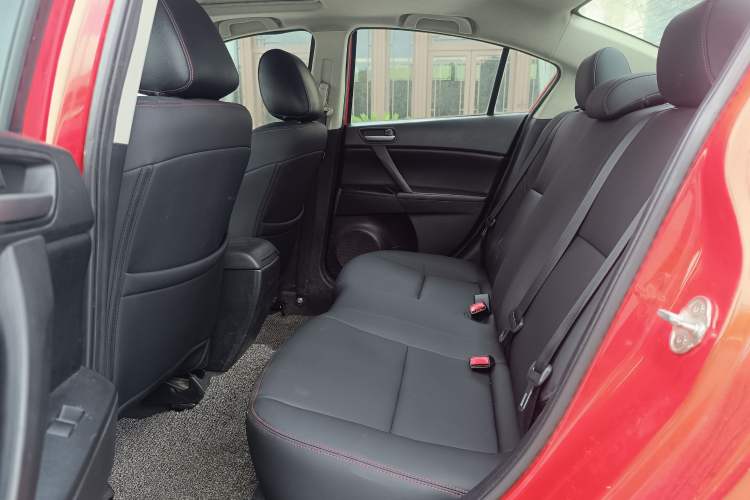 Used Mazda 3 2013 Sedan 1.6L Automatic Elite Model
