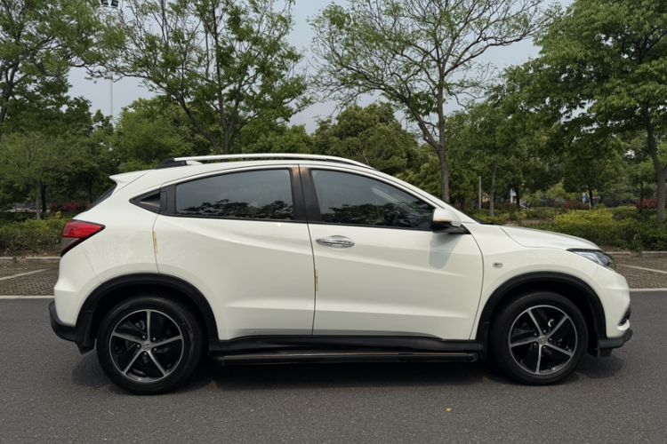 Used Honda Vezel 2020 1.5L CVT Pioneer Edition Exterior 7