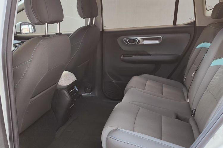 Used AION Y 2023 Younger