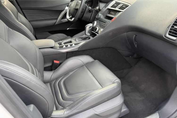 Used DS 5 2014 1.6T Elegant Version THP160
