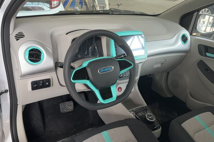 Used JMEV Xiao Qilin 2024 201 km Luxury Version