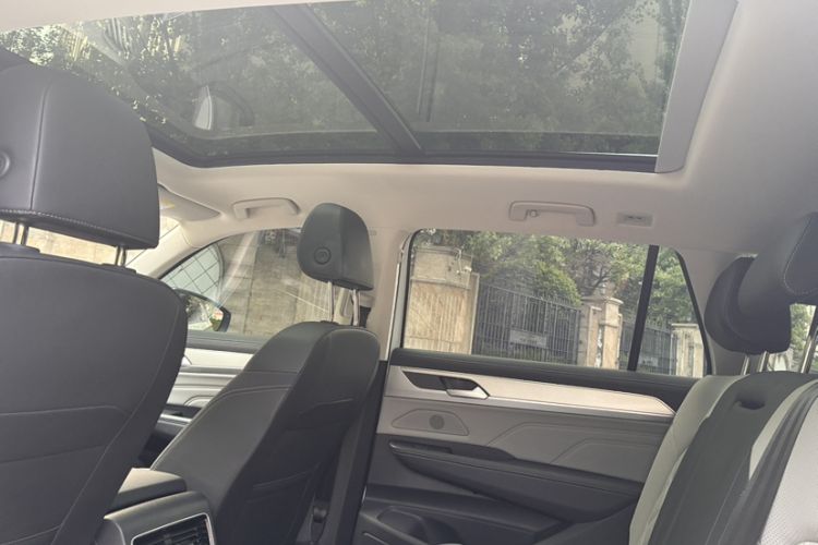 Used Volkswagen Tavendor 2023 380TSI Four-Wheel Drive R-Line Cruise Edition Interior 6