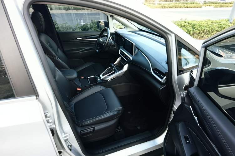 Used SAIC MAXUS G50 2019 1.5T Automatic Elite Edition China VI Standard