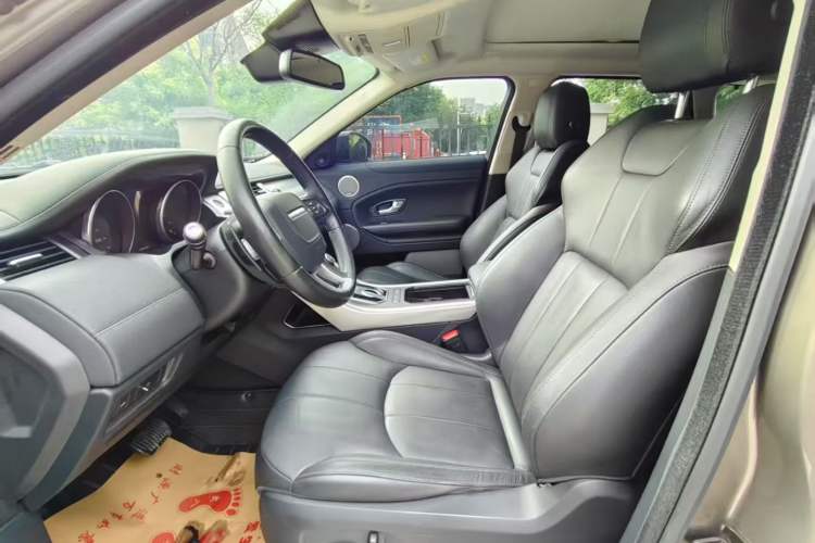 Used Land Rover Range Rover Evoque 2016 2.0T SE Smart Glow Edition
