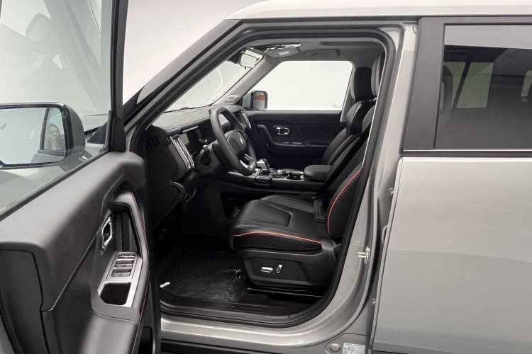 Used JETOUR Shanhai T1 2025 150 km Heading South Interior 3