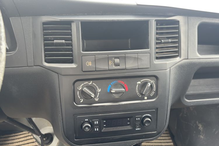 Used Wuling Zhiguang 2015 1.2L Practical LS-I Model