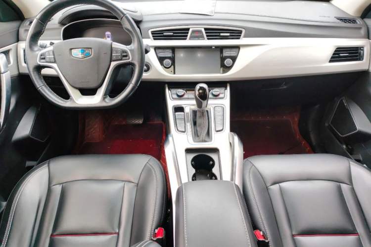 Used Geely Auto Emgrand X7 Sport 2018 1.8TD Automatic Two-Wheel Drive Smart Connect 4G Internet Edition Interior 1