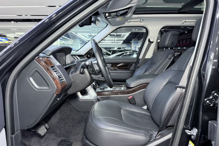 Used Land Rover Range Rover 2020 3.0 L6 Grand Edition