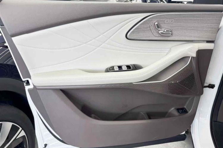 Used EXEED Stellar C-DM 2024 1.5T Long-Range Pro
