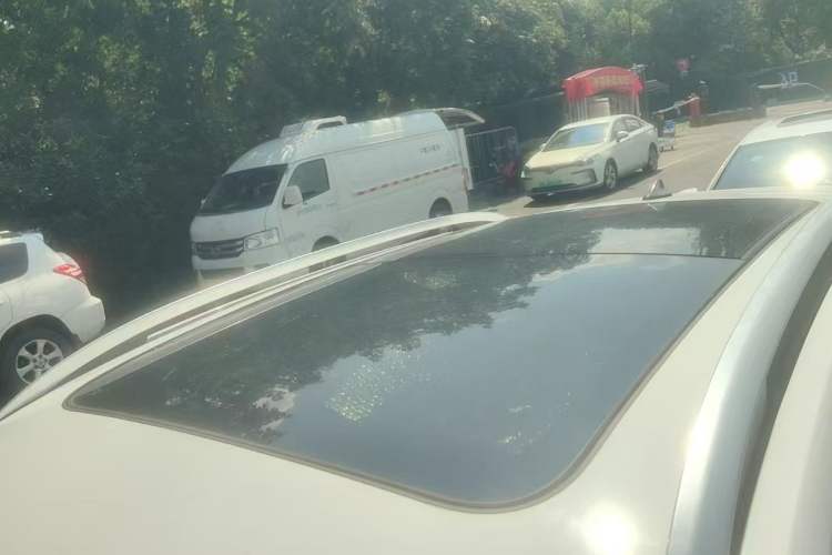 Used Roewe RX3 2020 1.6L CVT 4G Connected Ultra-Fun Elite Edition