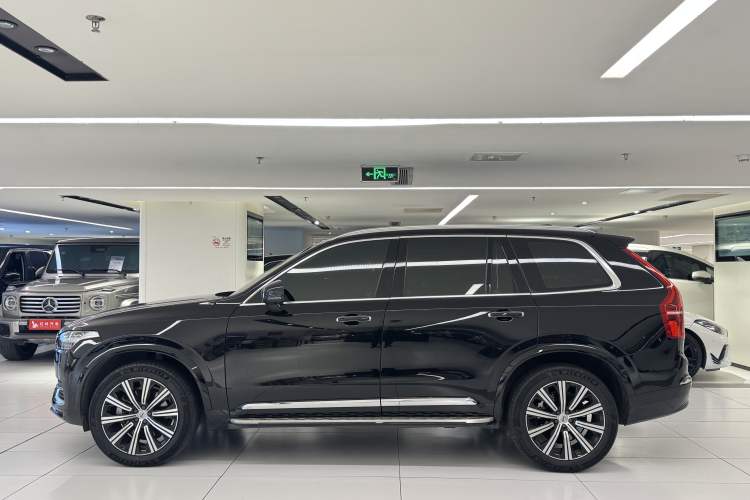 Used Volvo XC90 2023 B6 Zhiyi Luxury Edition 7-Seater