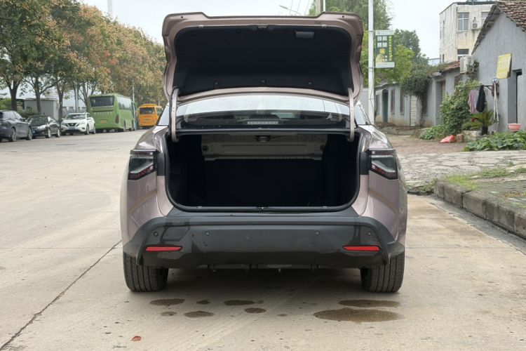 Used Toyota bZ3 2023 616 km Long-Range Premium