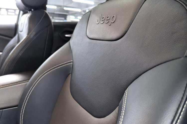 Used Jeep Cherokee 2017 2.0L Superior Edition