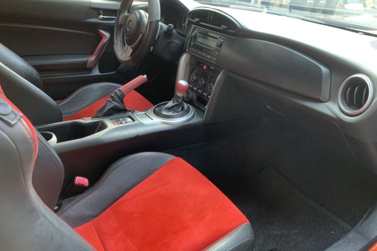 Used Toyota 86 2013 2.0L Automatic Luxury Version