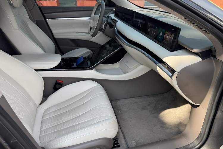 Used IM L7 2022 Pro Model Interior 7