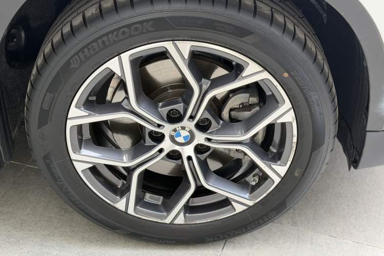 Used BMW X1 2021 Restyled sDrive25Li Leading Edition
