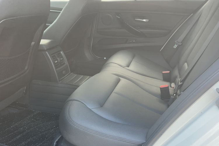 Used BMW 3 Series 2017 320Li Fashion Model Interior 1