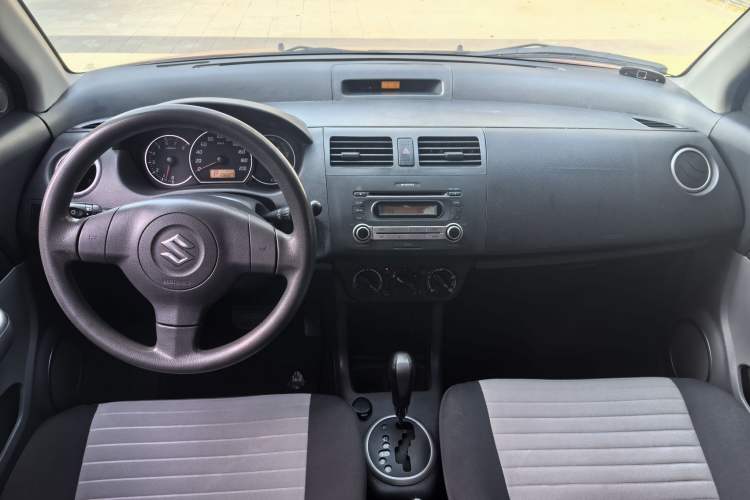 Used Suzuki Swift 2014 1.5L Automatic Fashion Edition
