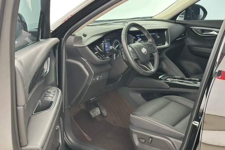 Used Buick Envision 2023 Encore Plus 652T Five-Seat All-Wheel-Drive Luxury Model
