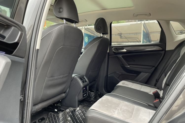 Used Volkswagen Tayron X 2020 330TSI Two-Wheel Drive Luxury Smart Connectivity Version