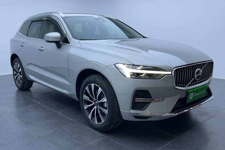 Used Volvo XC60 2023 B5 4x4 Smart Luxury Edition