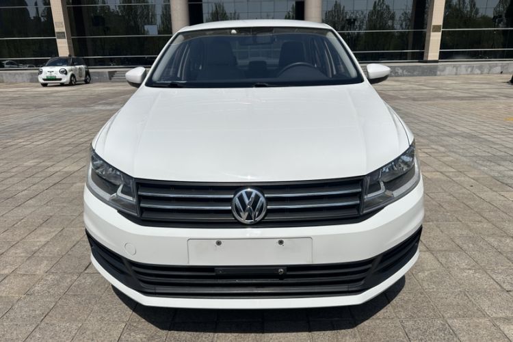 Used Volkswagen Santana 2016 1.6L Manual Fashion Edition Exterior 4