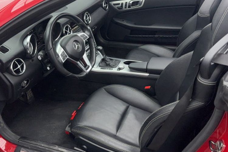 Used Mercedes-Benz SLK-Class 2011 SLK 200 Fashion Model