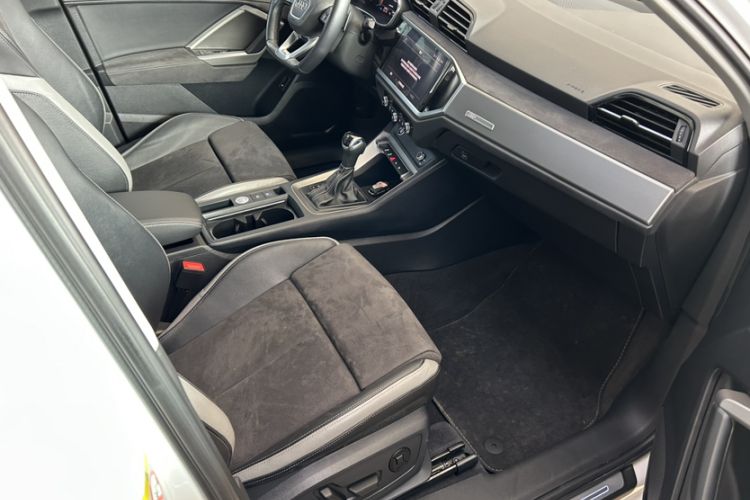 Used Audi Q3 2023 35 TFSI Fashion Dynamic Model (1.5T)
