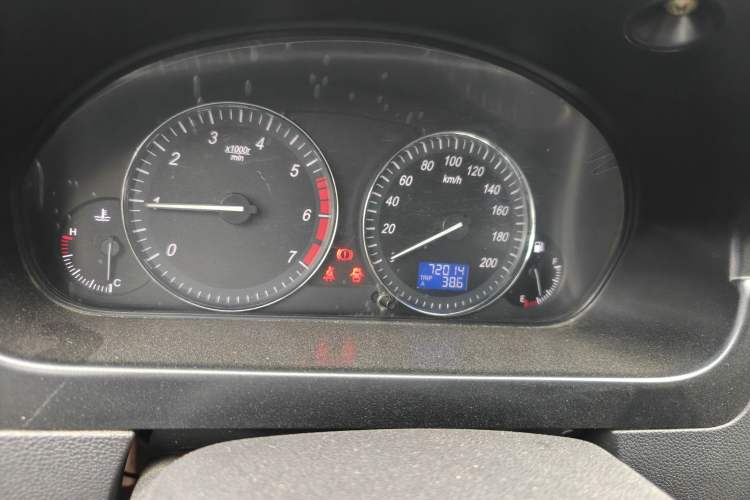 Used BAIC Weiwang M20 2014 1.5L practical type BJ415A Odometer Close Up