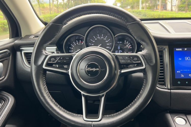 Used Zotye SR9 2017 2.0T Automatic Ultimate Road Edition

