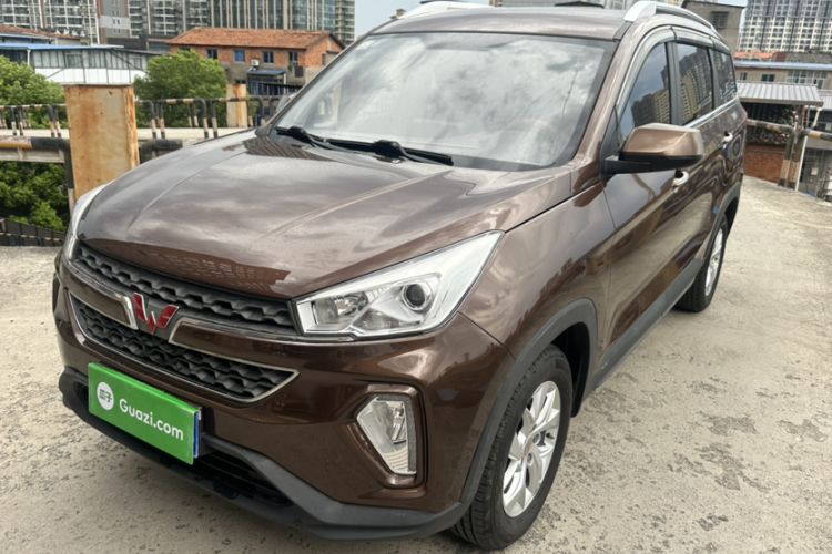 Used Wuling Hongguang S3 2019 1.5L Manual Luxury Model China VI Standard