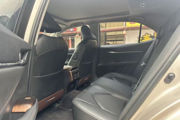 Used Toyota Camry 2019 2.5G Luxury Edition China VI Standard Interior 3