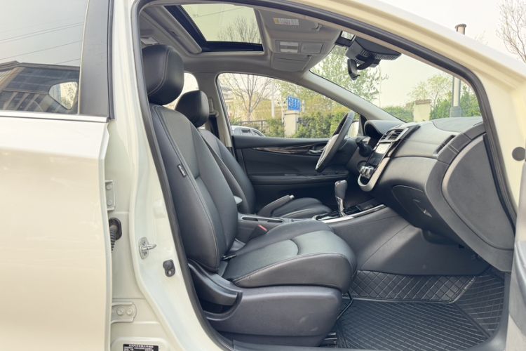 Used Nissan Tiida 2021 1.6L CVT Smart Drive Edition Right Front Seat