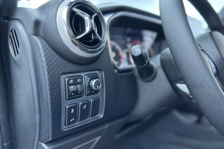 Used BAIC Off-Road BJ40 2023 2.0T Automatic Four-Wheel Drive Ring of the Tower Champion Edition
