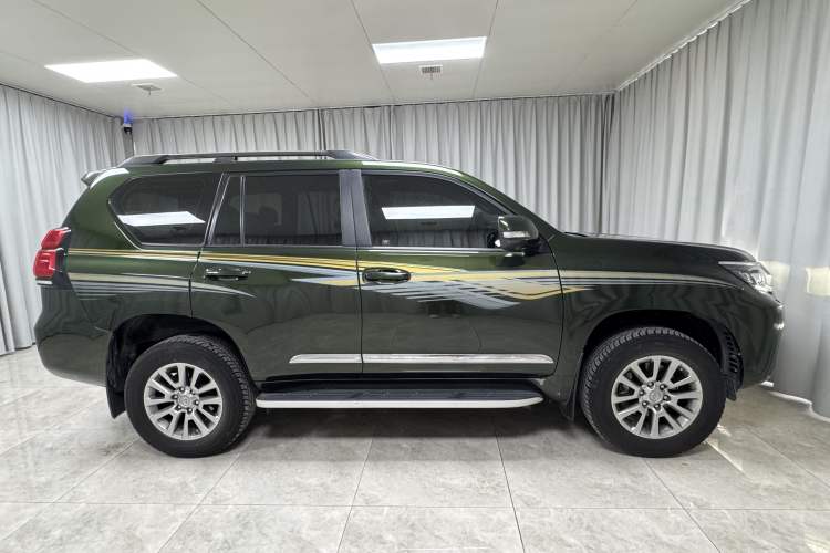 Used Toyota Prado 2018 3.5L Automatic TX-L with Rear-Mounted Spare Tire Exterior 4